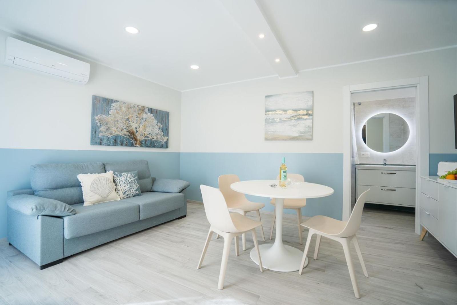 Casa Marlene Luxury Seafront Apartment *