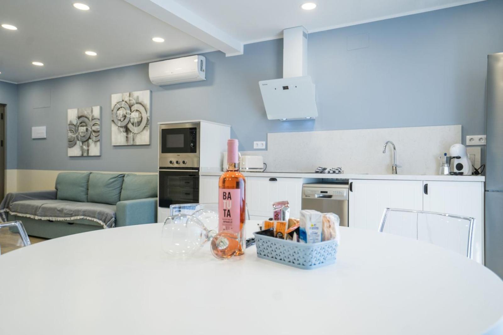 Casa Marlene Luxury Seafront Appartamento *